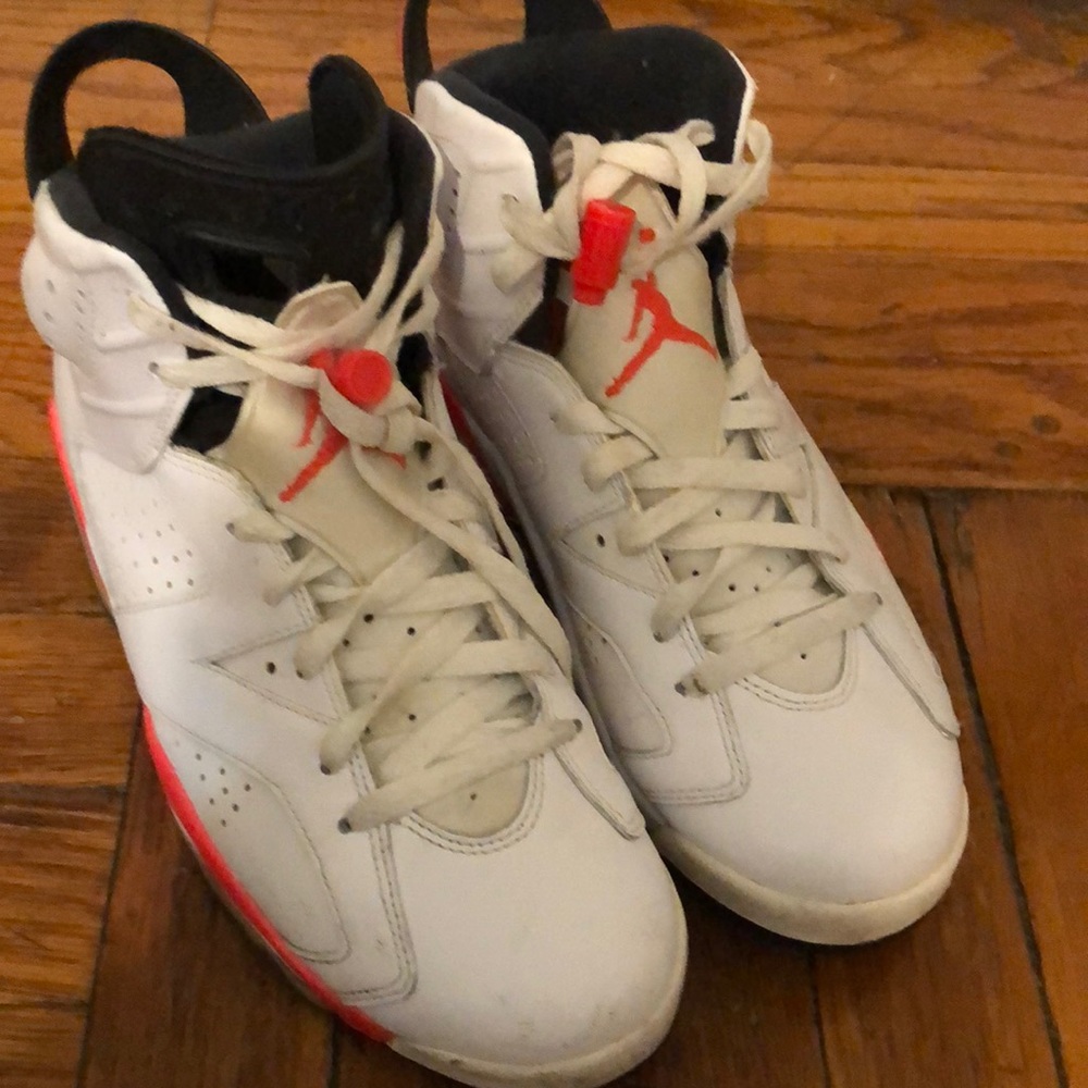 Air Jordans worn in good condition size 9